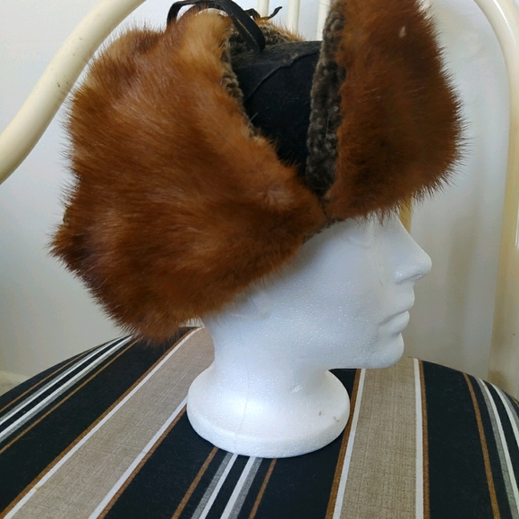 NWT Shearling Russian hat w/ Mink - Picture 6 of 12
